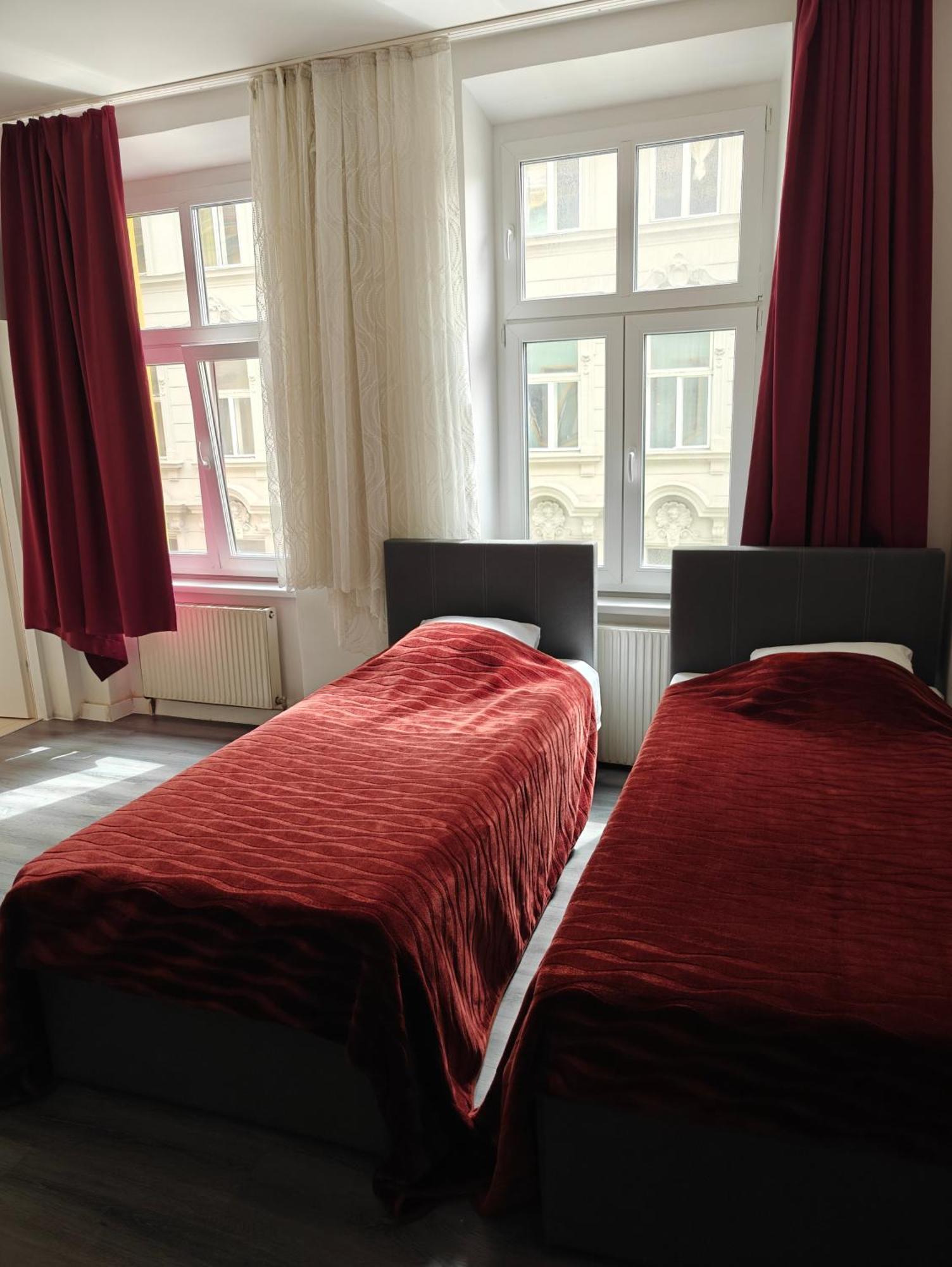 Hotel Viktoria Vienna Luaran gambar
