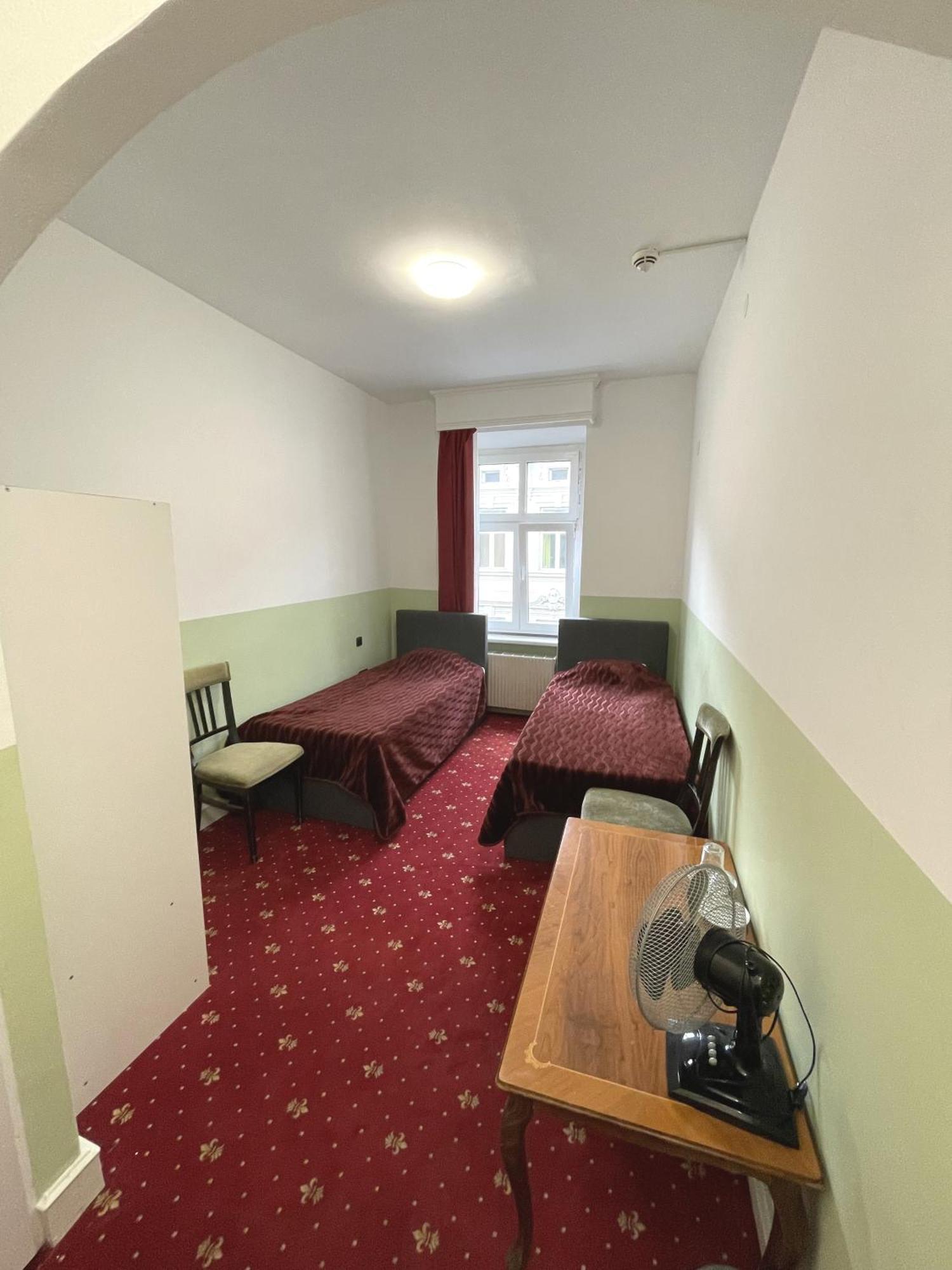 Hotel Viktoria Vienna Luaran gambar