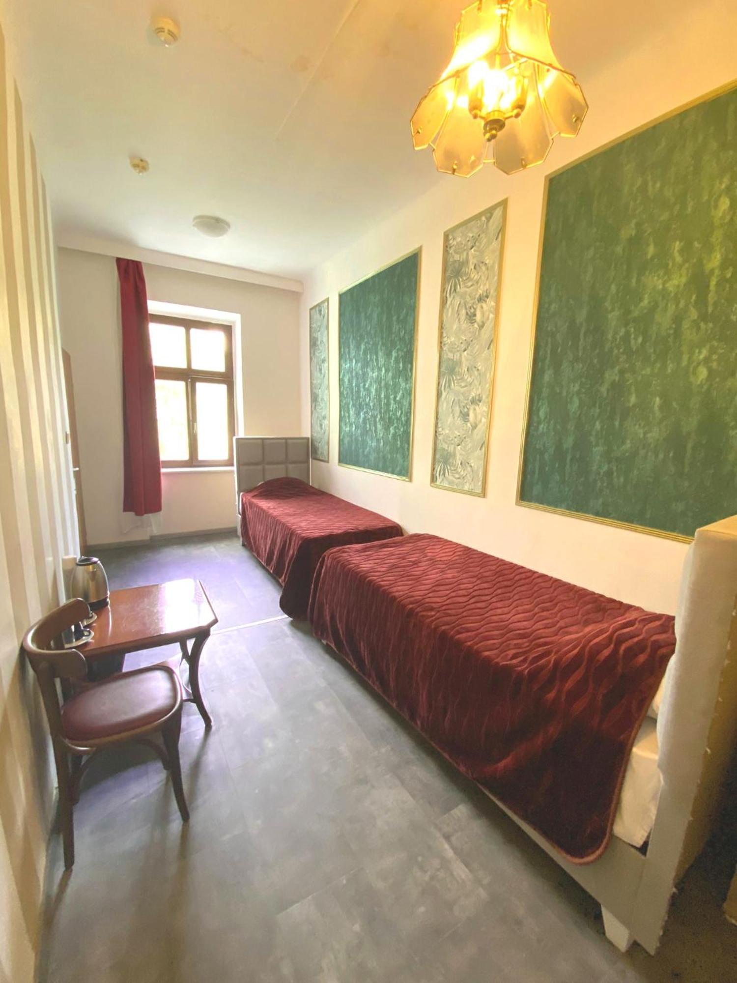 Hotel Viktoria Vienna Bilik gambar